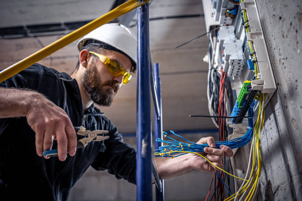 Professional Electrician in Spring Valley Village, TX